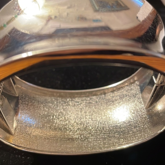 Contemporary Shine Hinged Silver-tone Unbranded Bracelet - Picture 4 of 5